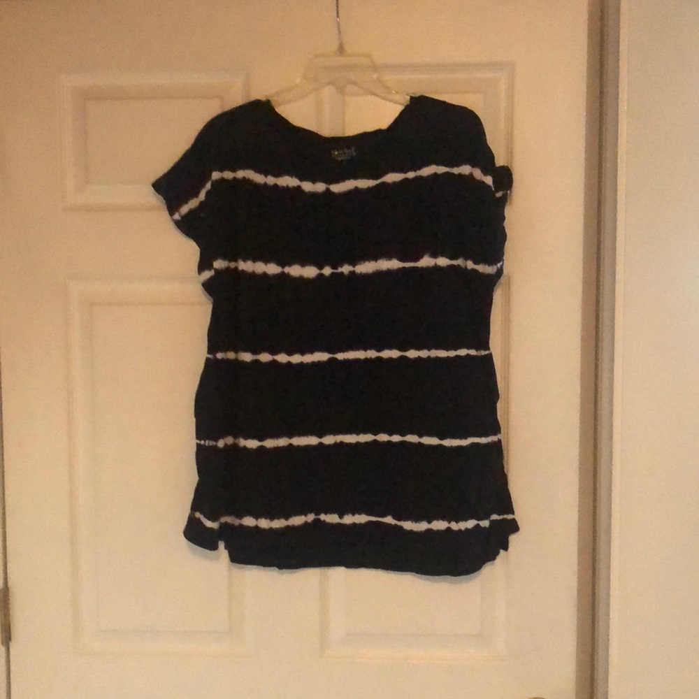 Isabel maternity shirt